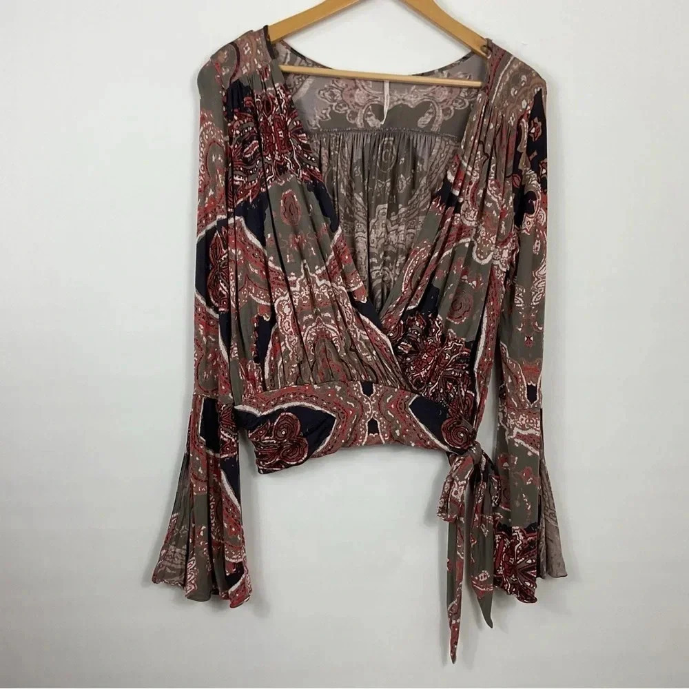 Free‎ People Fiona Paisley Boho Bell Sleeve Wrap Top Size Small